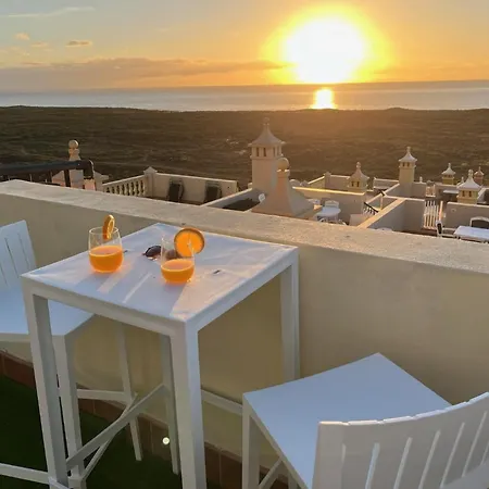 Penthouse With Great Sea View And Natural Reserve - Magnificent Swimming Pool - Calm And Bright