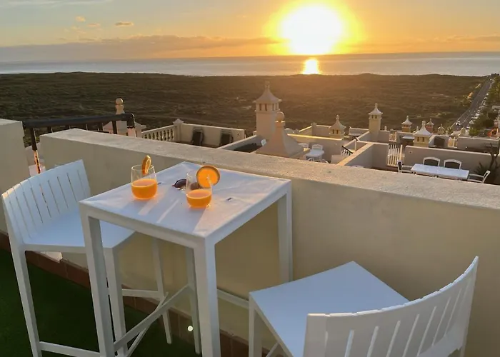 Penthouse With Great Sea View And Natural Reserve - Magnificent Swimming Pool - Calm And Bright