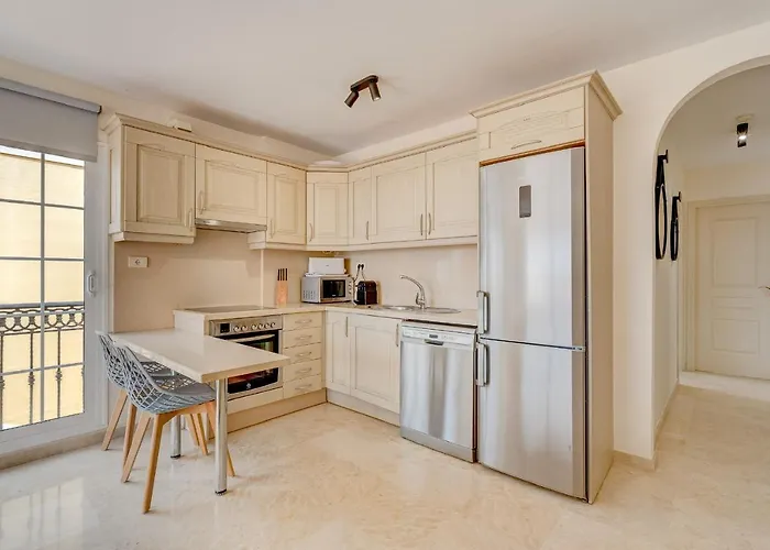 Penthouse With Great Sea View And Natural Reserve - Magnificent Swimming Pool - Calm And Bright